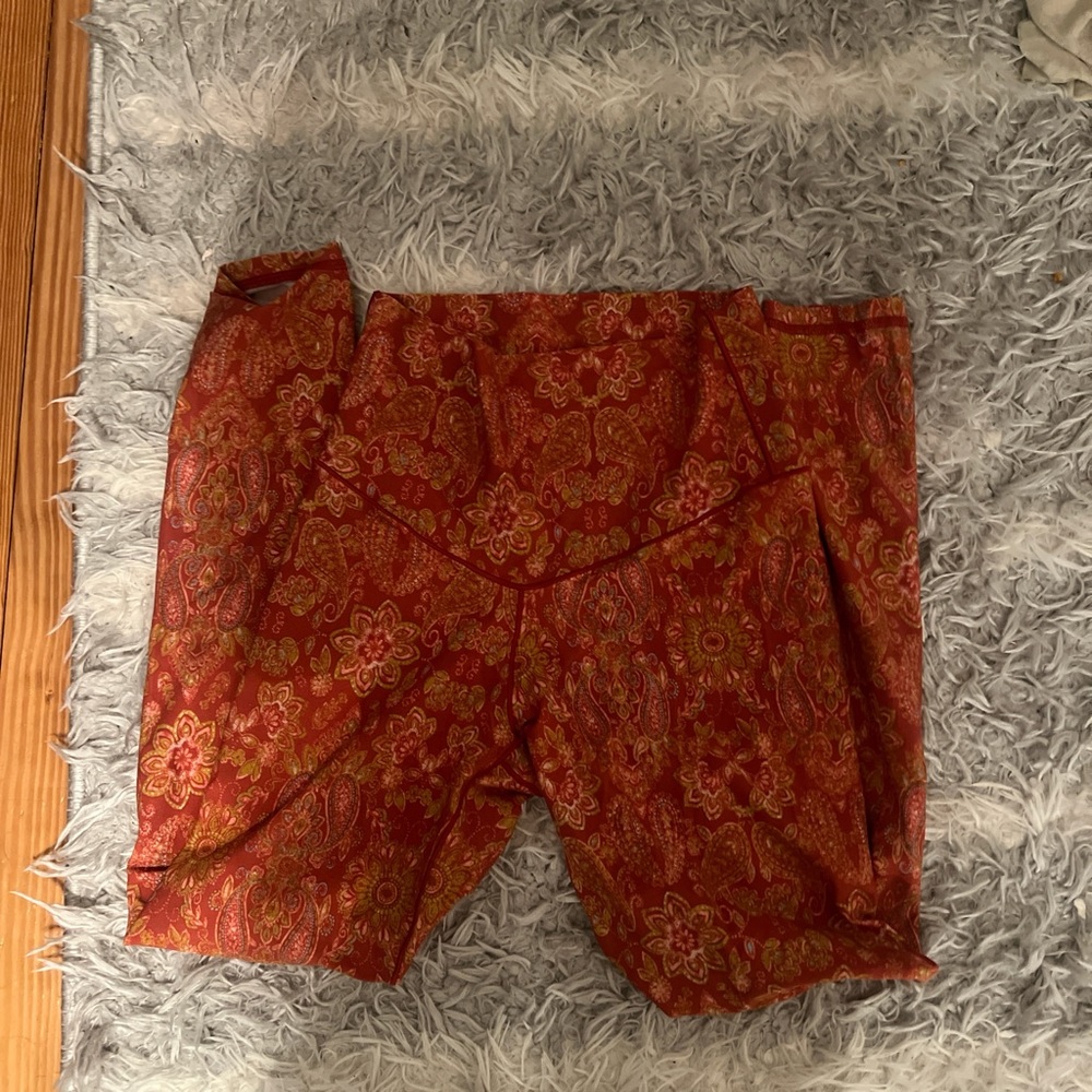 Aerie Orange & red Paisley Print Leggings